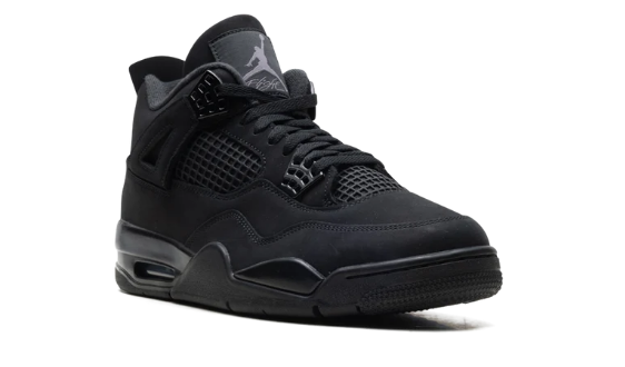 Air Jordan 4 Retro ‘Black Cat’ (2025)