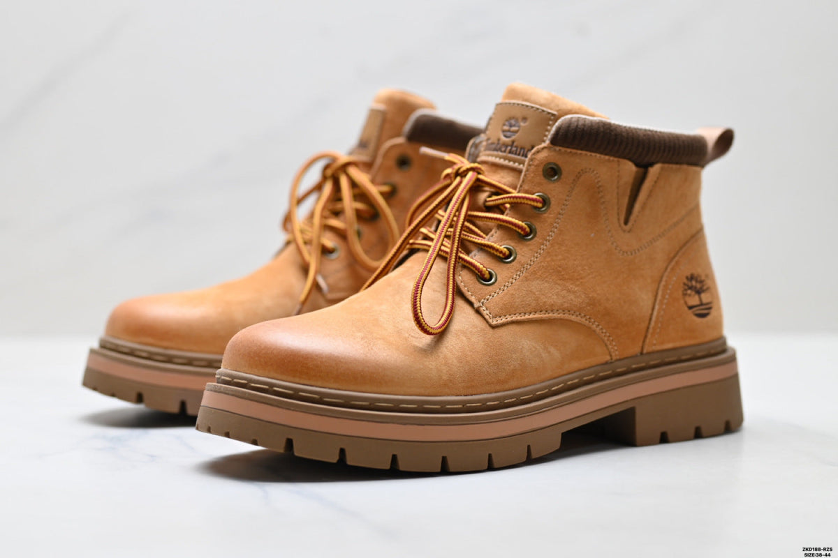 Timberland Wheat Classic Chukka Boot