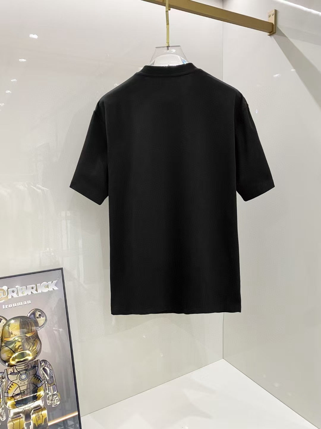 AMIRI Beverly Hills Rodeo Drive Crest Graphic Crew Neck Short‑Sleeve T‑Shirt