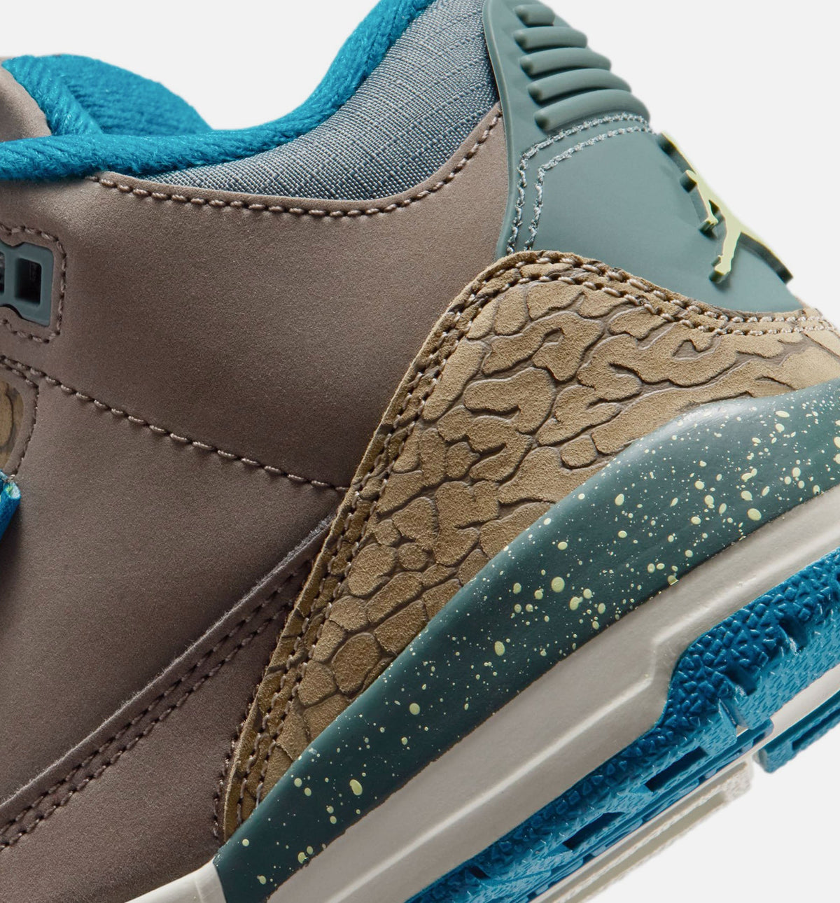 Air Jordan 3 Retro Olive Grey Preschool – Olive Grey/Green Abyss/Khaki/Sea Glass