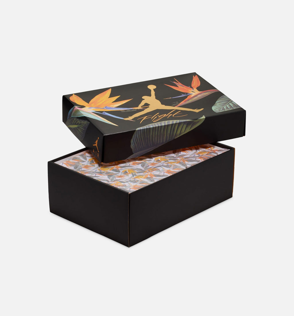 Air Jordan 4 Retro Birds of Paradise – Women's Lifestyle Shoe in Coconut Milk/Metallic Gold/Muslin/Bright Mango/Sundial/Black
