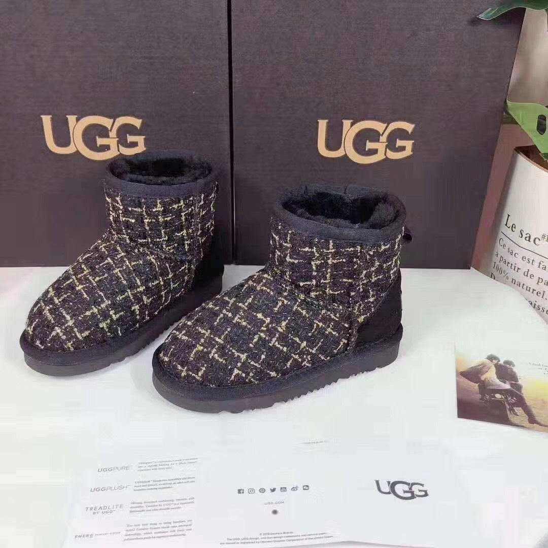 Kids Chanel-Style Snow Boots — Chic Black | New Arrival | In Stock