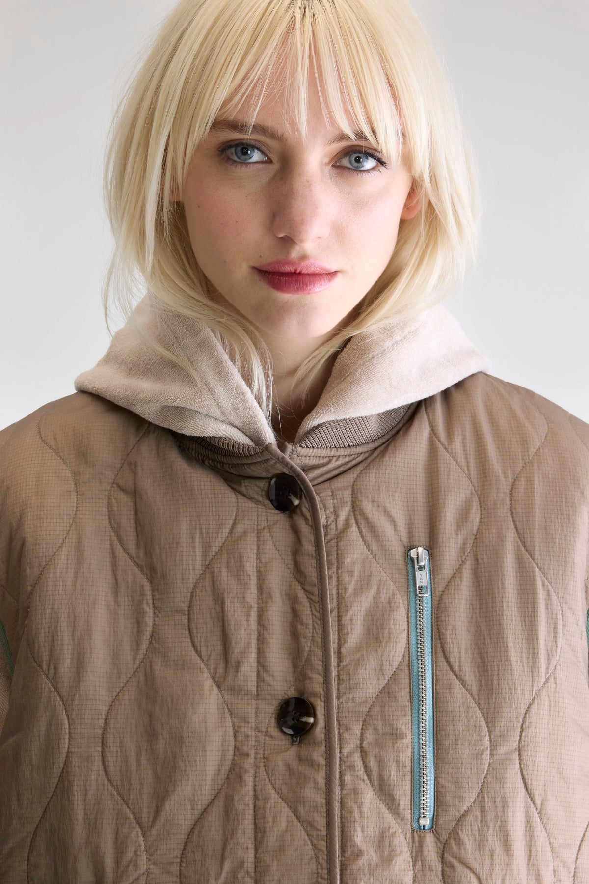Hamilton sleeveless jacket (252 / W / PEEL)