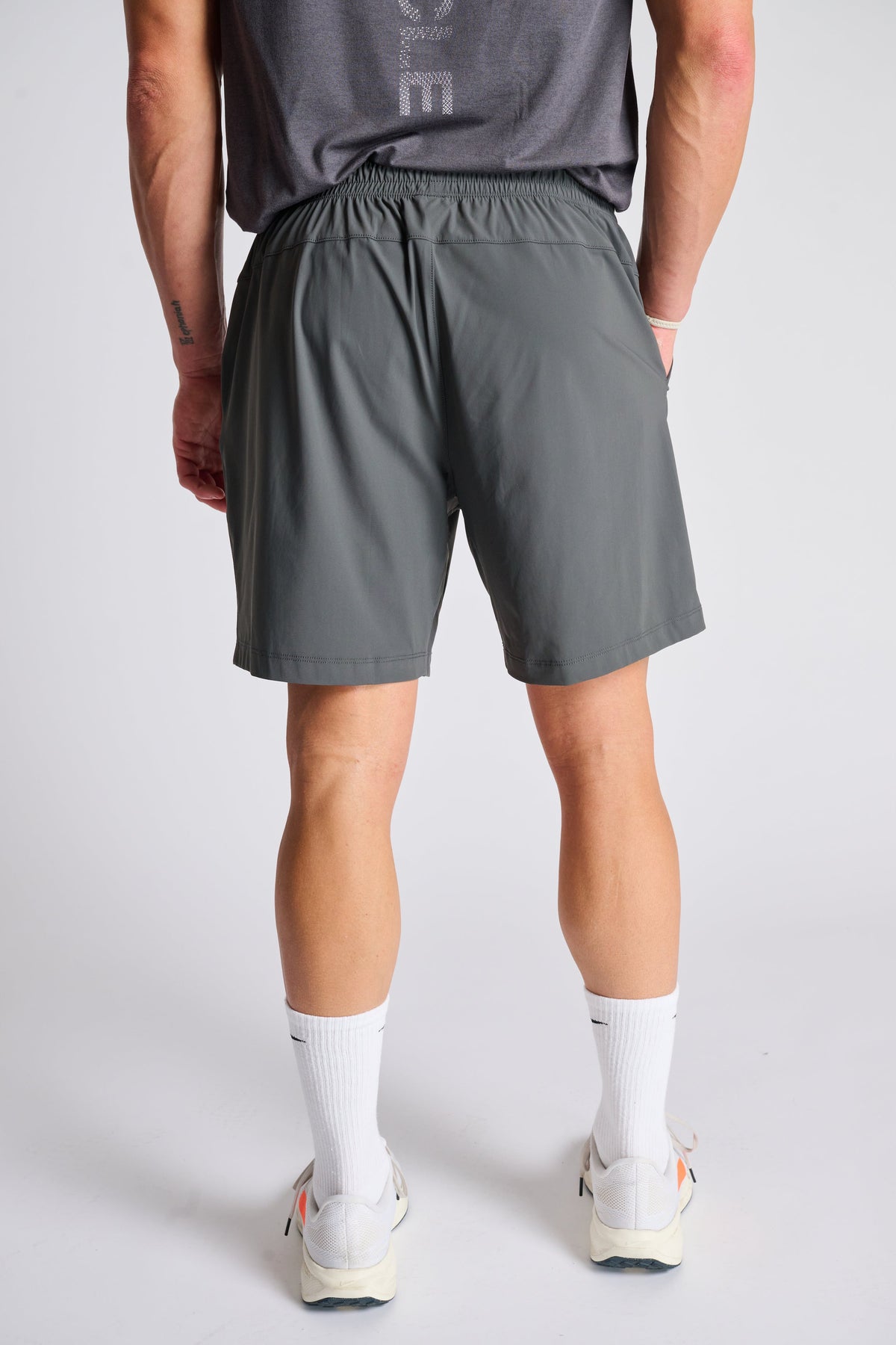 7' PURSUIT SHORT -UNLINED
