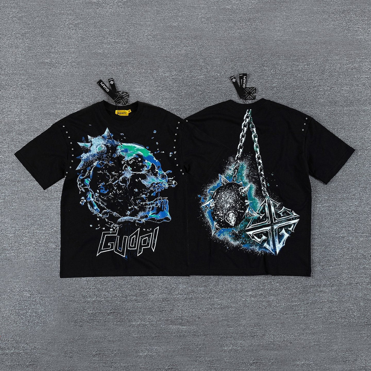 GUAPI Skull Chain Graphic T-Shirt