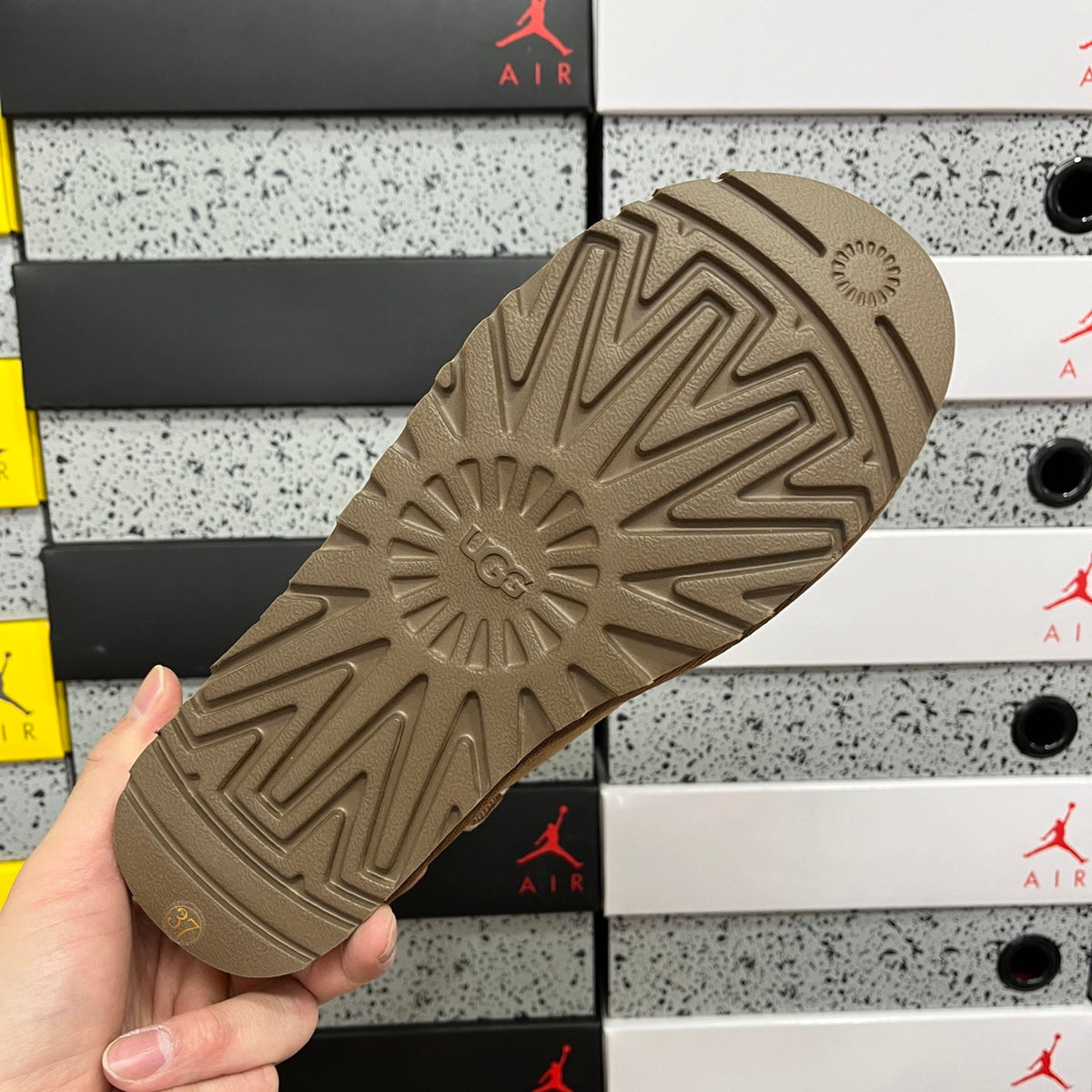 UGG Classic Mini Pull-On Boot – Suede Ankle Boot with Shearling Cuff & Tonal Outsole in Chestnut