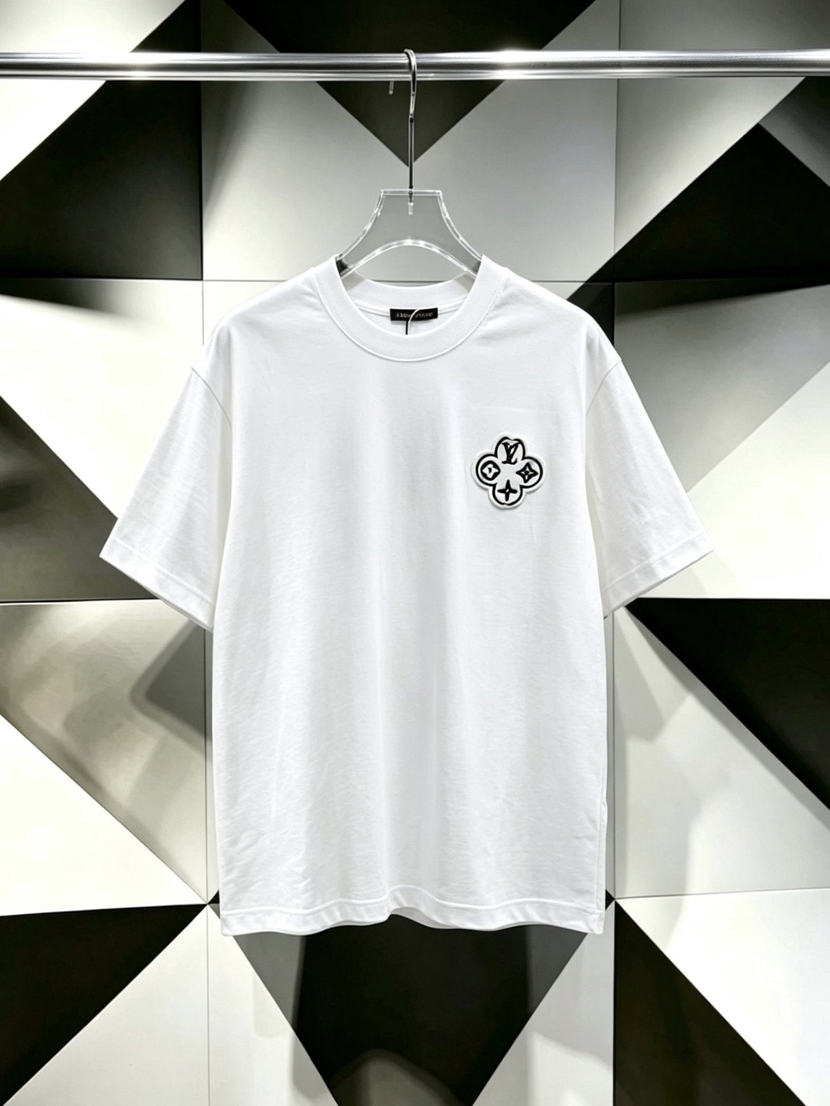 Louis Vuitton*LV Clover Patch Back Graphic T-Shirt