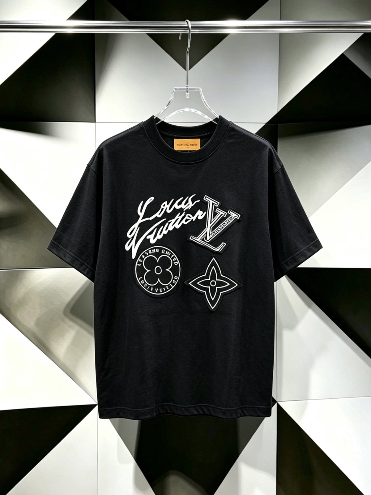 Louis Vuitton*LV Clover Patch Back Graphic T-Shirt