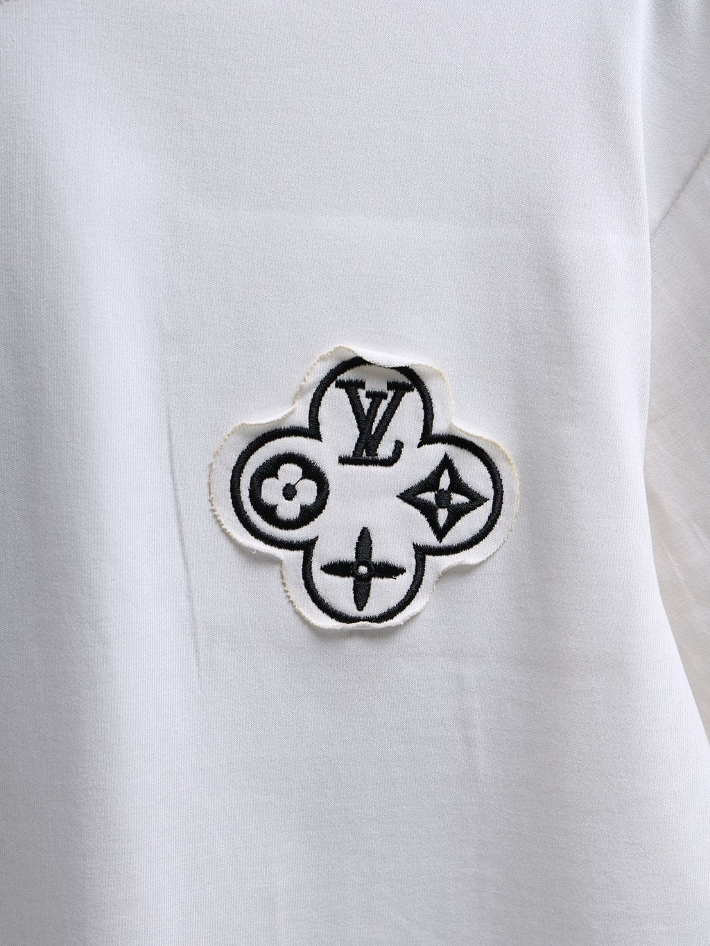 Louis Vuitton*LV Clover Patch Back Graphic T-Shirt