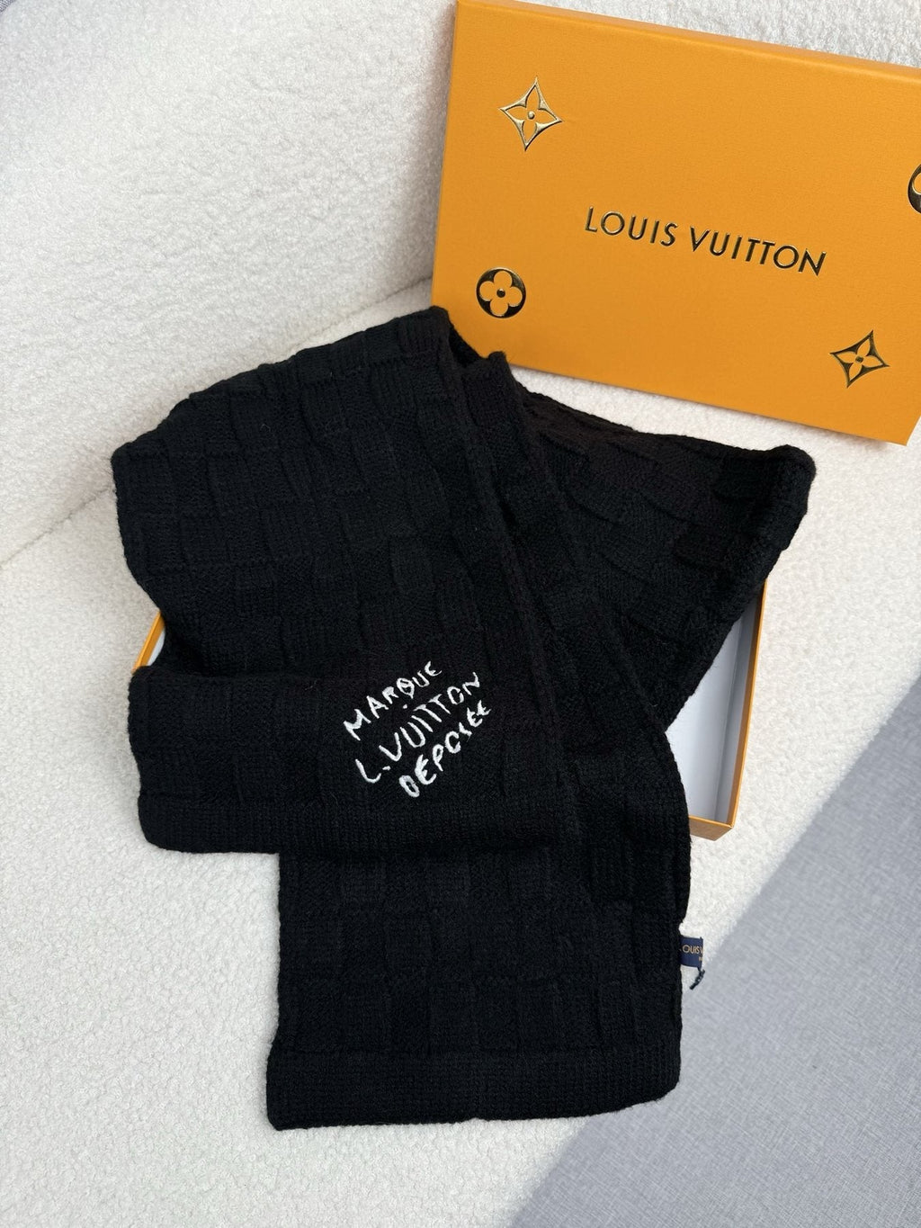 Louis Vuitton Black Knit Scarf