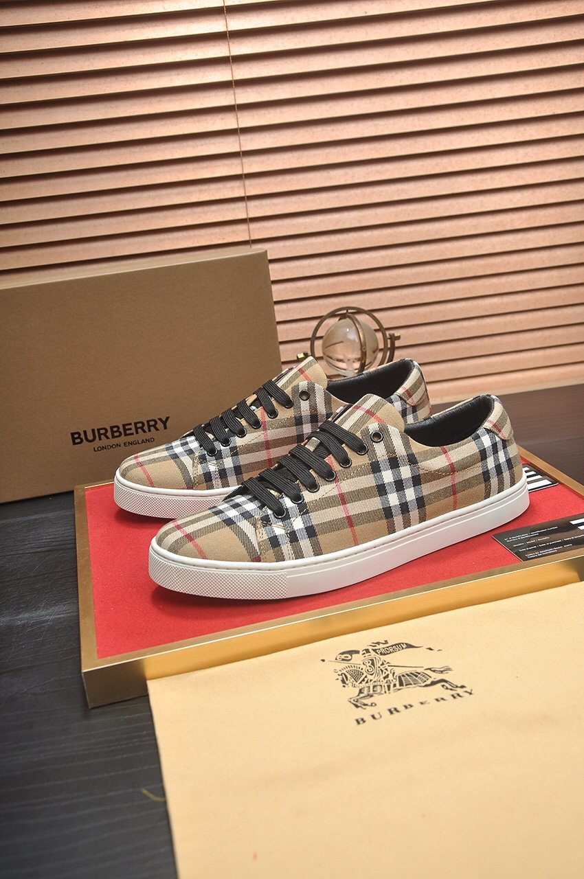 Burberry Beige Check Low-Top Sneakers - Black Laces