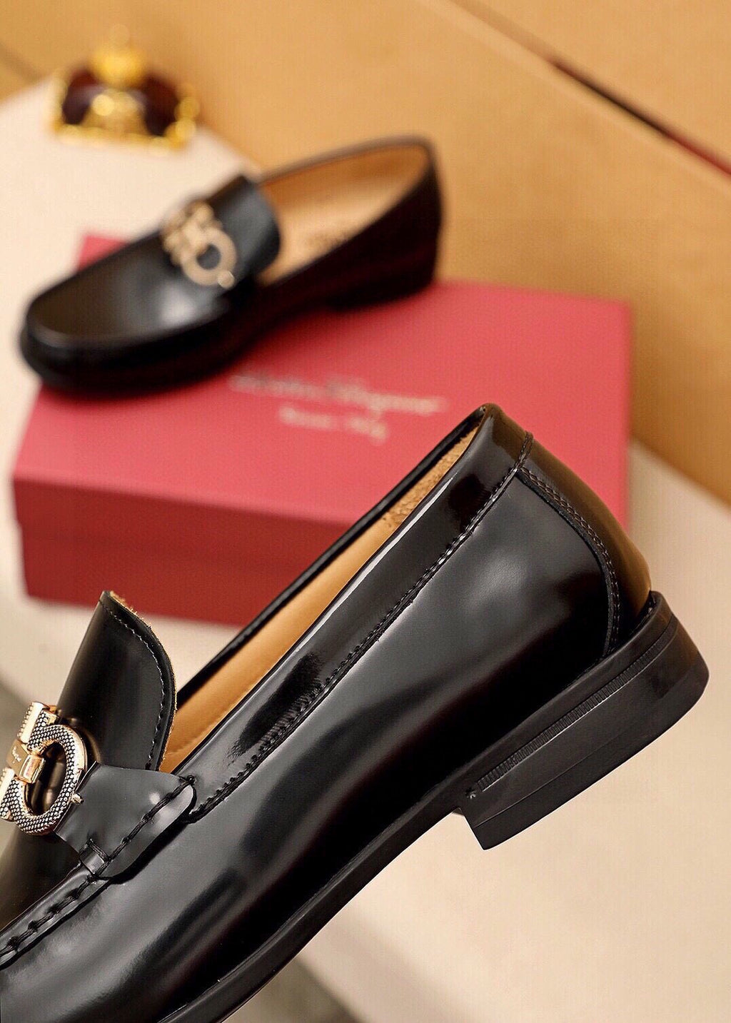 Ferragamo Men's Black Hardware Loafers - Apron-Toe Stitching