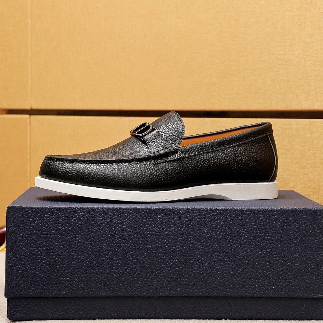 Dior Pebbled Leather Buckle Loafers