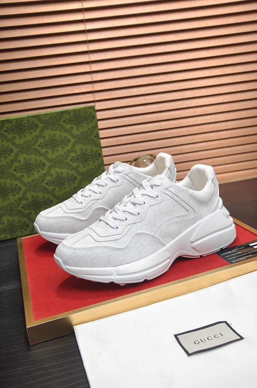 Gucci Chunky Low-Top Sneakers