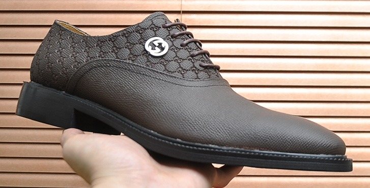 Gucci Textured-Panel Lace-Up Dress Shoes